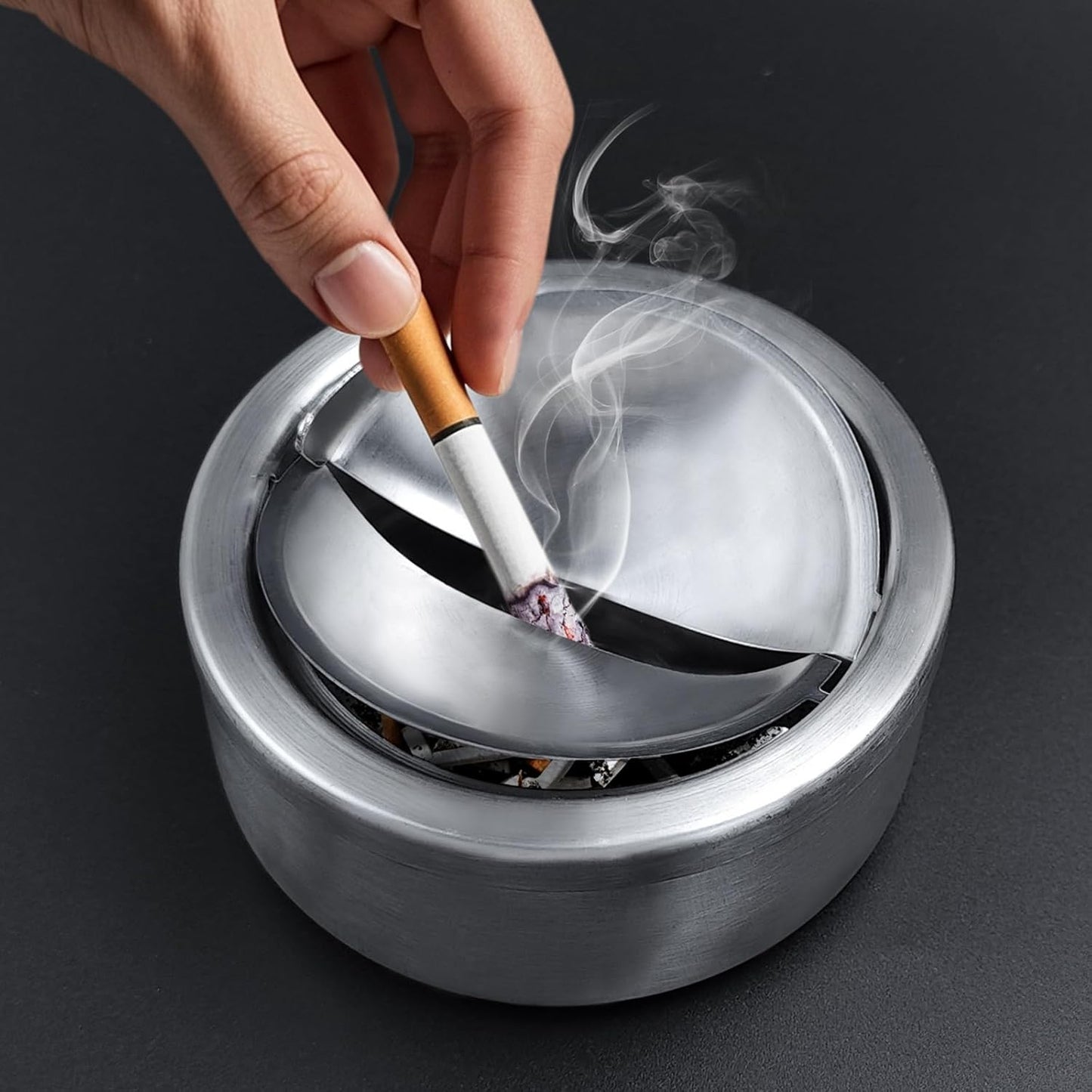 Stainless Steel Flip-Top Ashtray – Windproof & Odor-Sealing – Durable Brushed Metal Design for Indoor/Outdoor Use