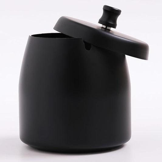 Matte Black Ashtray with Lid – Windproof & Sealed Design – Large Capacity Tabletop Ash Holder