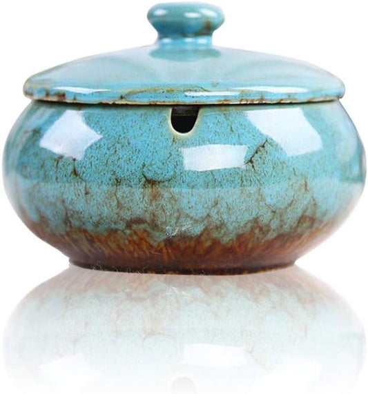 Handcrafted Vintage Ceramic Ashtray with Lid – Windproof Design – Elegant Glazed Jar for Home & Office Use